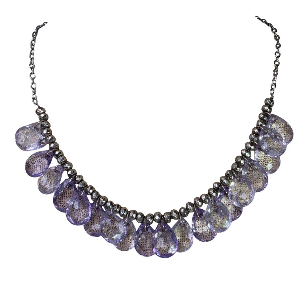 Vintage Necklace Pale Purple Teardrops on Silver Tone Chain 20 Inch